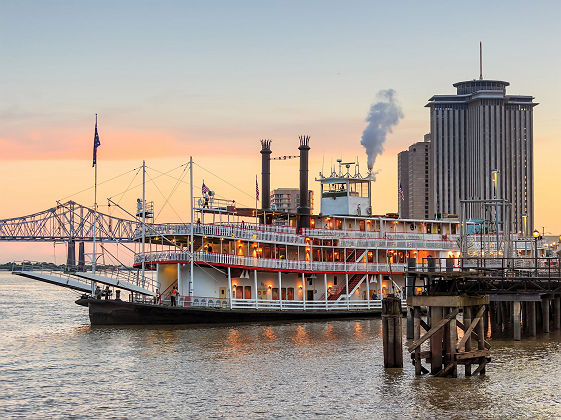 New Orleans paddle steamer in Mississippi river in New Orleans, Lousiana