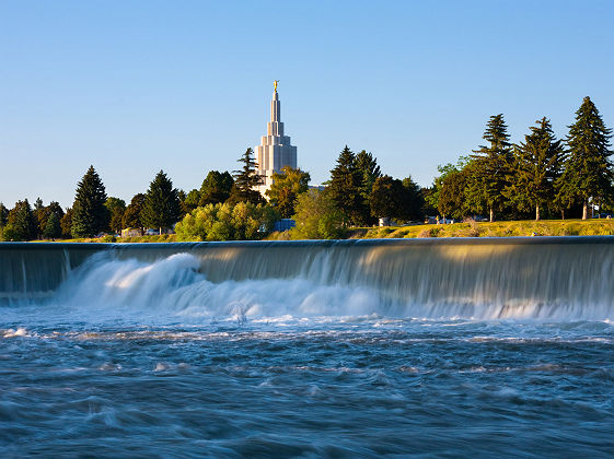 Idaho Falls Temple next to Snake River in Idaho Falls