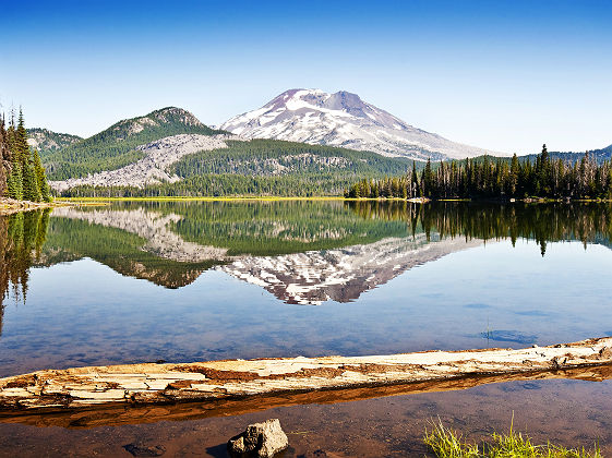 Oregon - Vue sur le &quot;Sparks Lake&quot; et effet miroir à Bend
