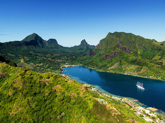 MOOREA_baie de cook Stephane Mailion Photography_tahititourisme