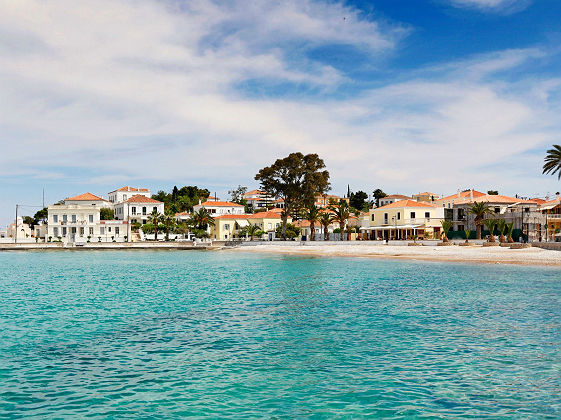 Traditional houses in the town of Spetses island, Grèce