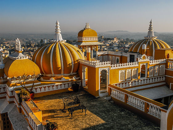 Inde - Vue des dômes du palais Udaipur Deogarh Mahal, Deogarh