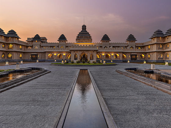 Evolve Back Hampi