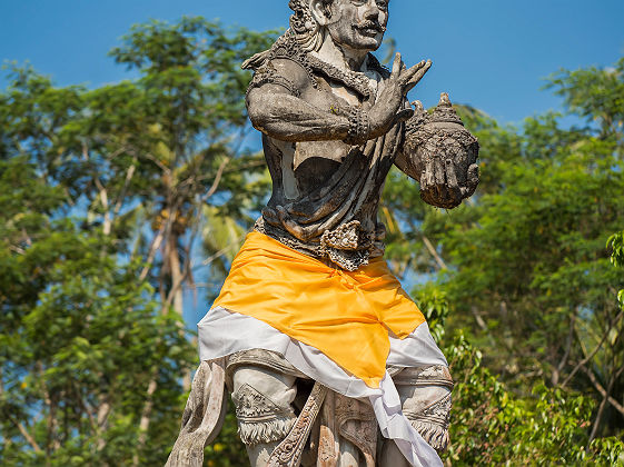 Statue du temple Tirta Empul à Bali - Indonésie