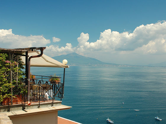 Vue sur la mer à Sorrento - Italie