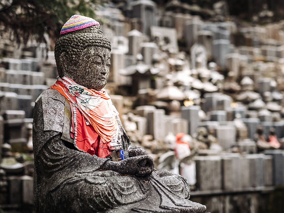 Japon - Statue de bouddha dans les montagnes sacrées de Koyasan