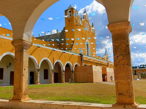 Monastère d'Izamal