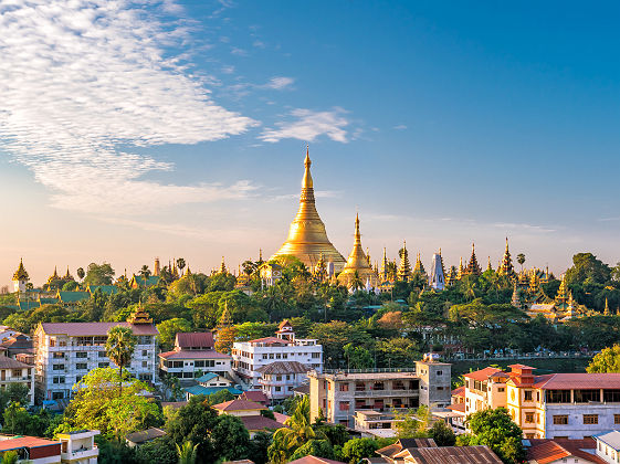 Skyline de Yangon et pagode Shwedagon - Birmanie