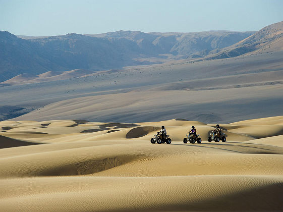 Serra Cafema Camp - Quad dans les dunes
