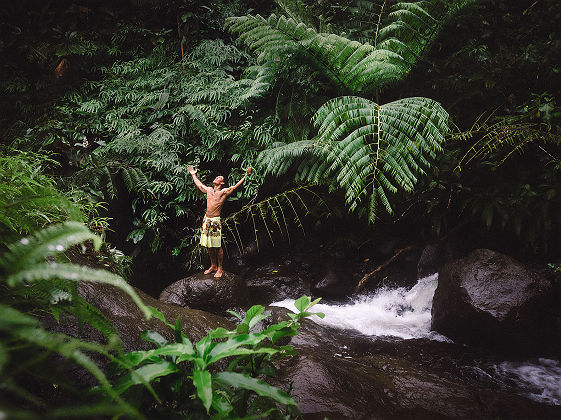 Papenoo_Tahiti_myles mcguinness