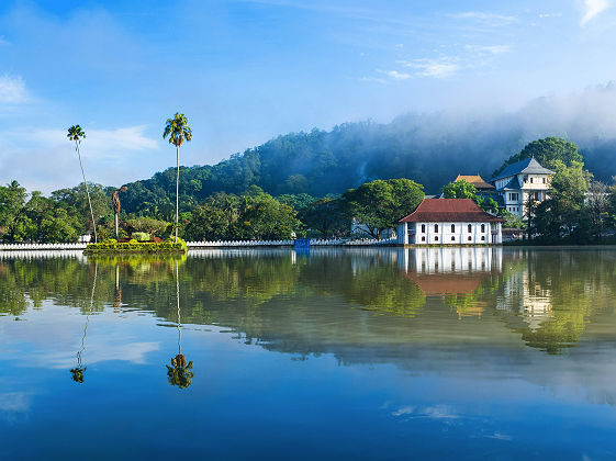 Sri Dalada Maligawa ou le temple de la relique sacree de la dent, Kandy