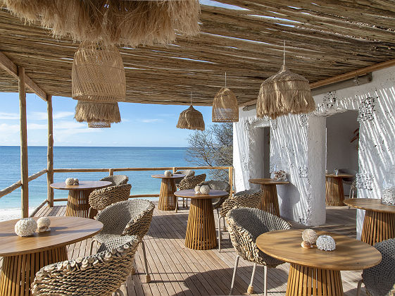 Fanjove Island Dining Area