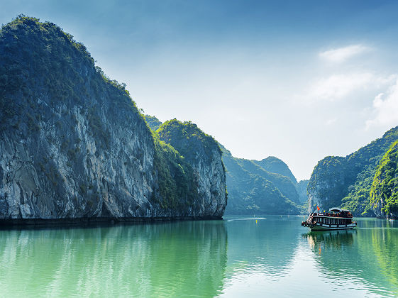 Vietnam - Balade en bateau dans la baie Ha Long