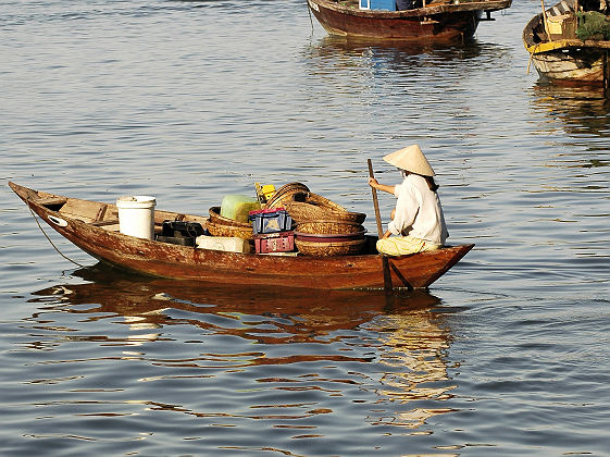 Marché flottant à Hoi An - Vietnam