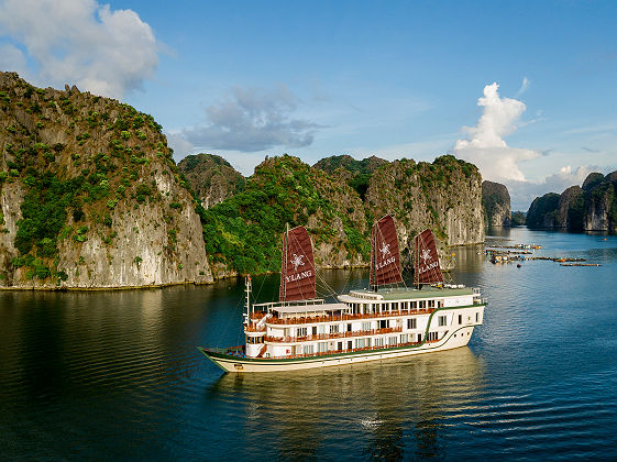 Heritage line, lan ha bay, Ylang