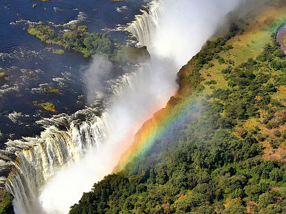Chutes Victoria vu du ciel &amp; arc-en-ciel - Zimbabwe