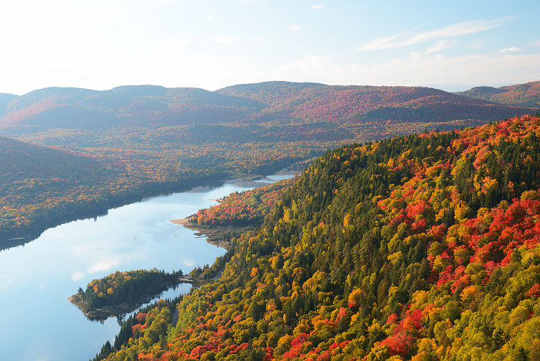 Québec - Lac Monroe au parc national du Mont-Tremblant