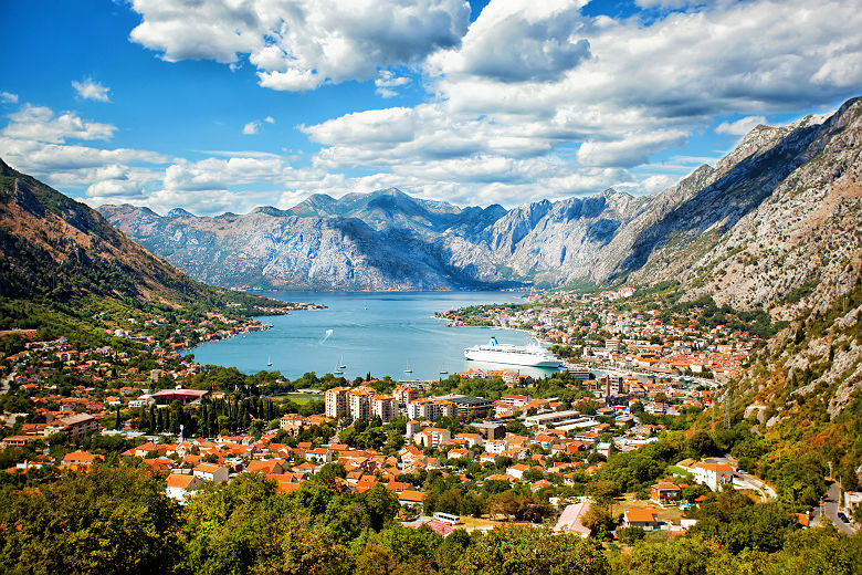 Ville fortifiée de Kotor sur la côte adriatique - Monténégro