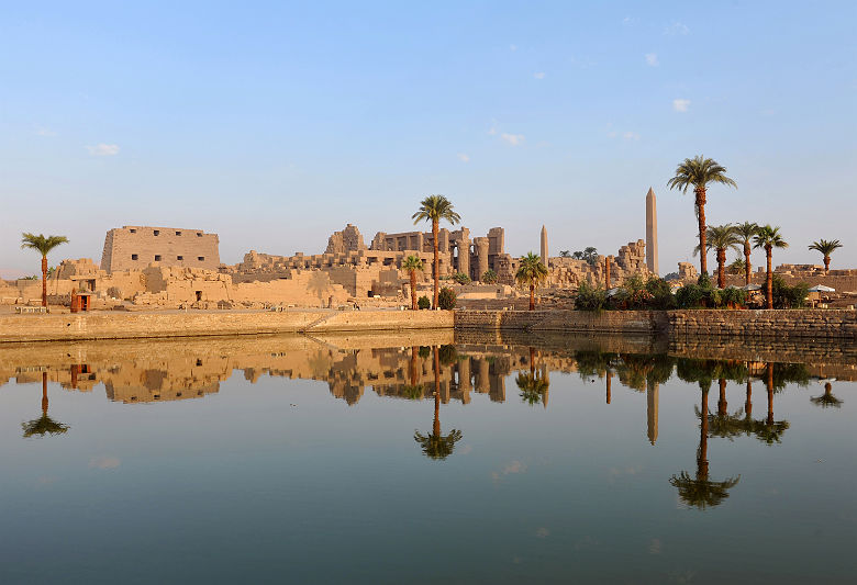Temple de Karnak (Louxor) à l'aube - Egypte