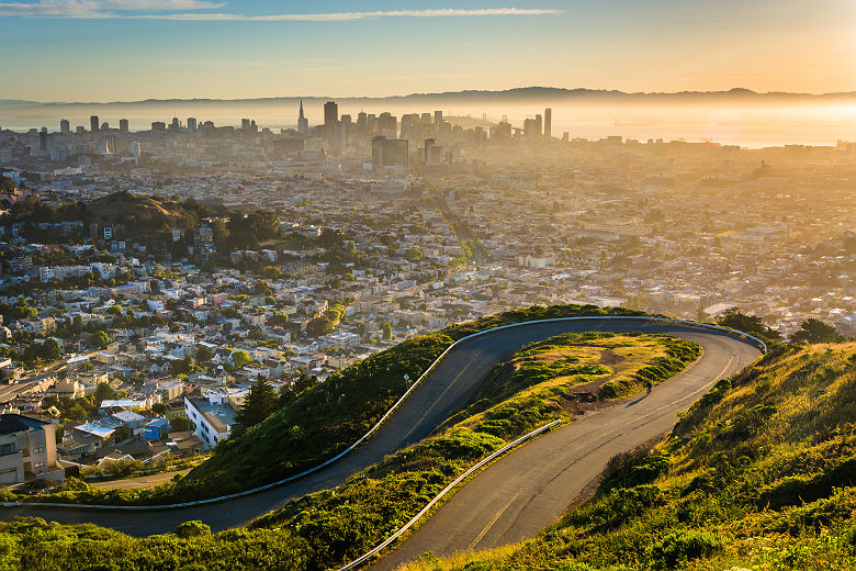 Route devant San Francisco - Etats Unis