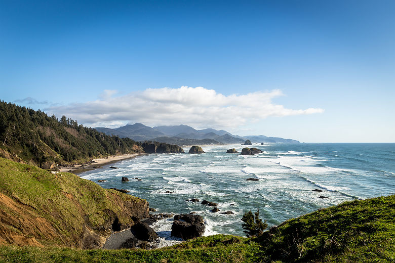 etatsunis__vue_sur_cannon_beach_depuis_lecola_stat