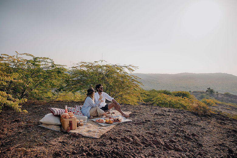 Six Senses Fort Barwara - outdoor-picnic