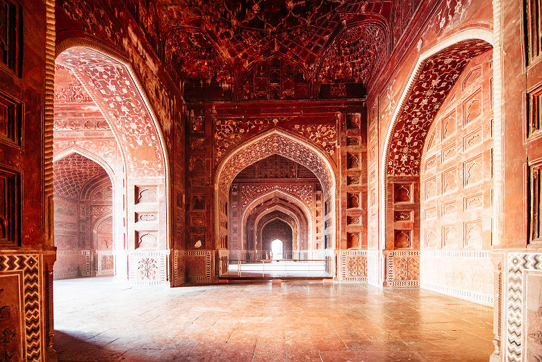 Inde - Vue intérieur de la mosquée de Taj Mahal à Agra