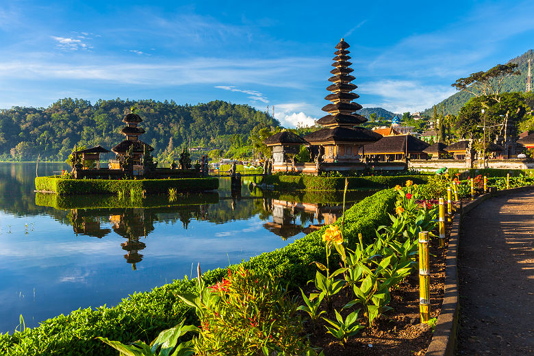 Temple Ulun Danu Bratan sur le Lac Beratan - Bali