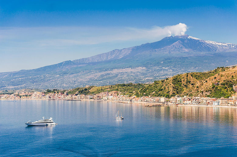 Vue de l'Etna depuis la mer