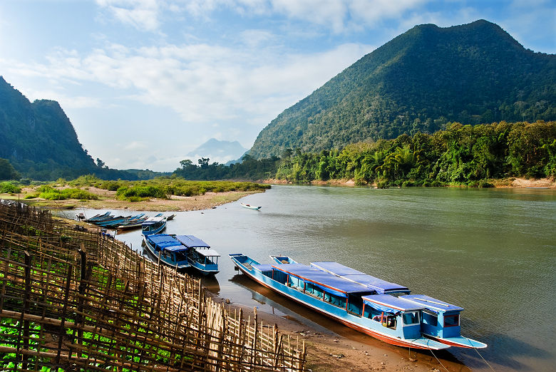 Bateaux sur le Mékong à Muang Ngoi Neua - Laos