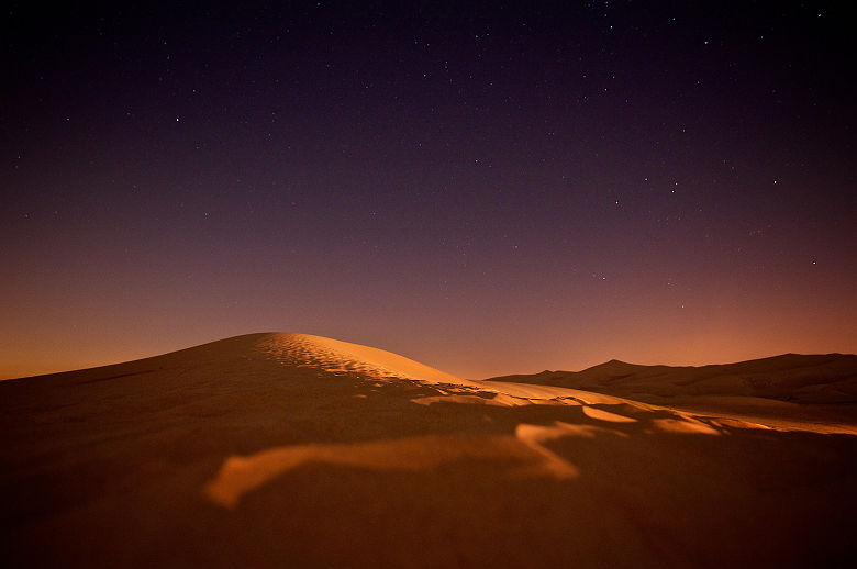Nuit dans le désert de Dubaï