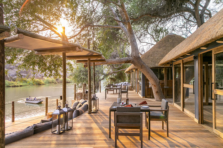 Serra Cafema Camp