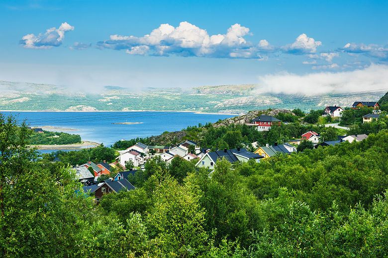 Vue sur le fjord de Varanger a Kirkenes, Norvege