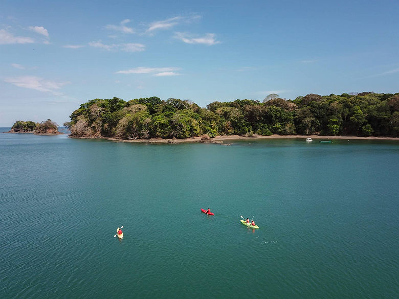 Isla Palenque Kayak