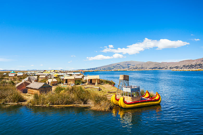 Ile Uros près de Puno, Lac Titicaca - Pérou