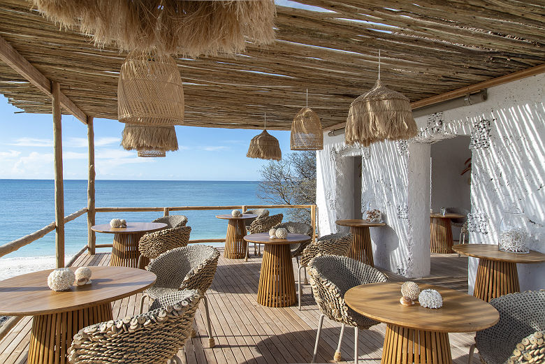 Fanjove Island Dining Area