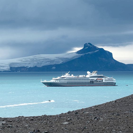 le lyrial de chez ponant ponant julie lacombeno
