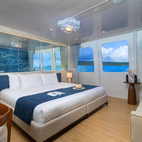 mc monique golden stateroom equateur golden galapagos cruises