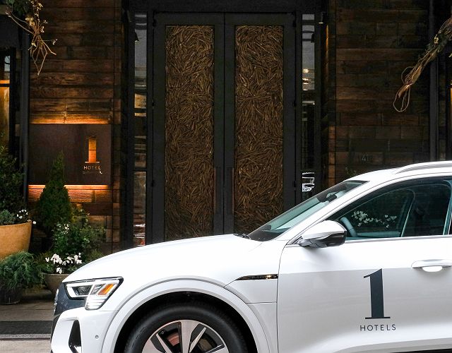 1 Hotel Central Park - audi experience