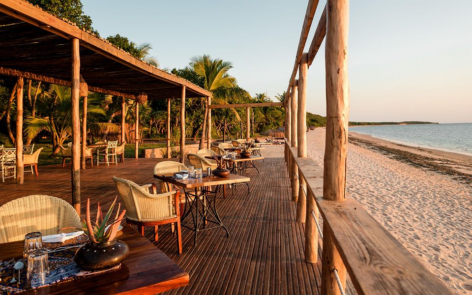 Anantara Bazaruto Island Resort - Sonhos Pool Bar & Seaside Restaurant