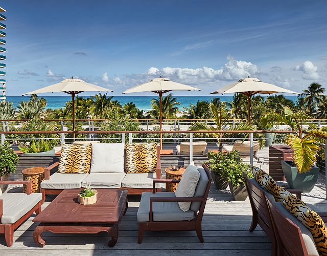 The Betsy Hotel - ocean front deck