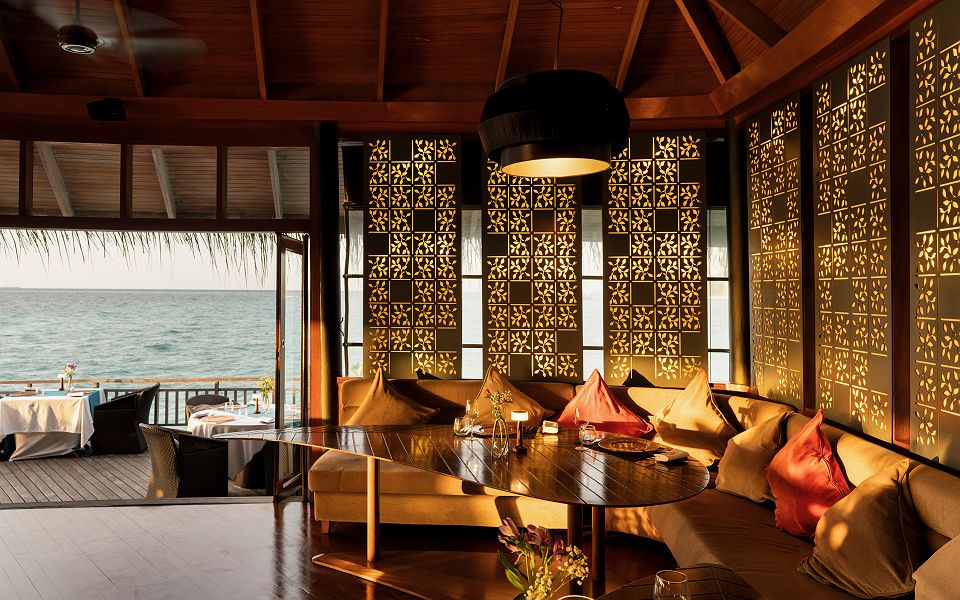 Constance Halaveli - Restaurant - Maldives 