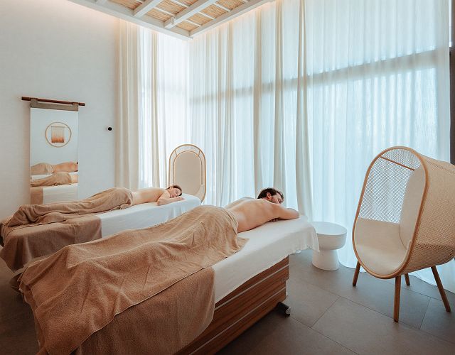 	
W Costa Navarino - Expériences - Grèce