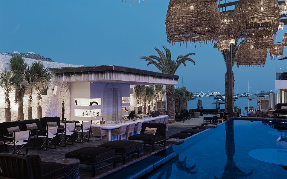 	
Myconian O - Restaurant Bar - Grèce