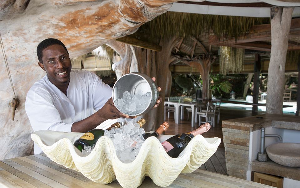 North Island Seychelles - Restaurant Sunset Bar - Seychelles