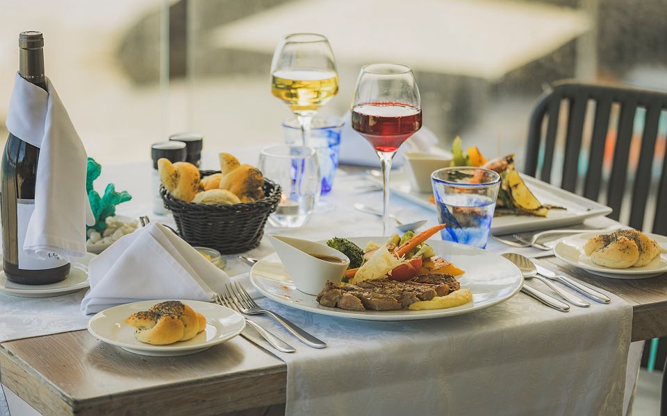 Carana Beach Mahé - Dîner chic 