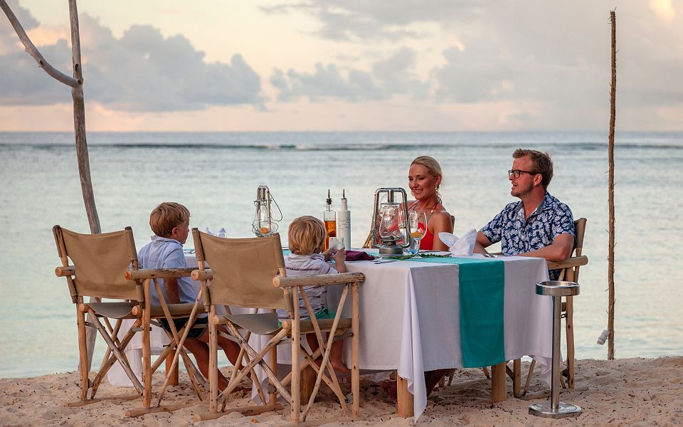 Alphonse Island Resort - Restaurants Beach Bar - Seychelles