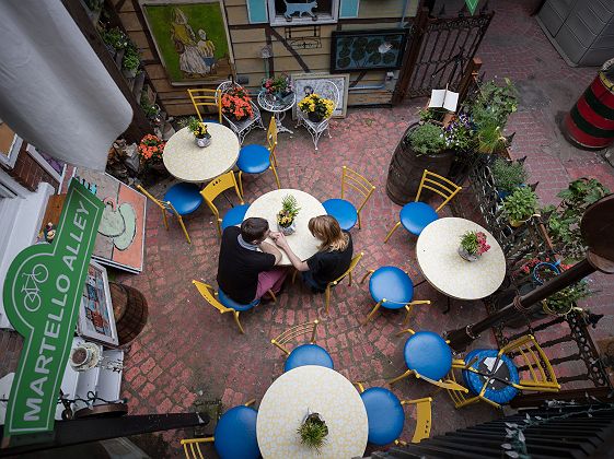 @Destination Ontario - Kingston - café terrasse