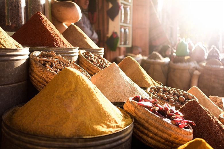 Epices sur le souk de Marrakech - Maroc