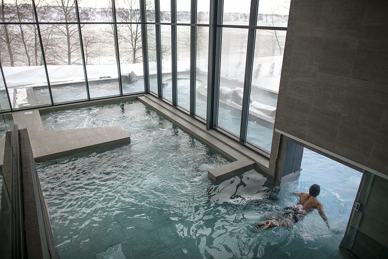 Strom Spa Nordique (c) TOURISME QUÉBEC, Gaelle Leroyer